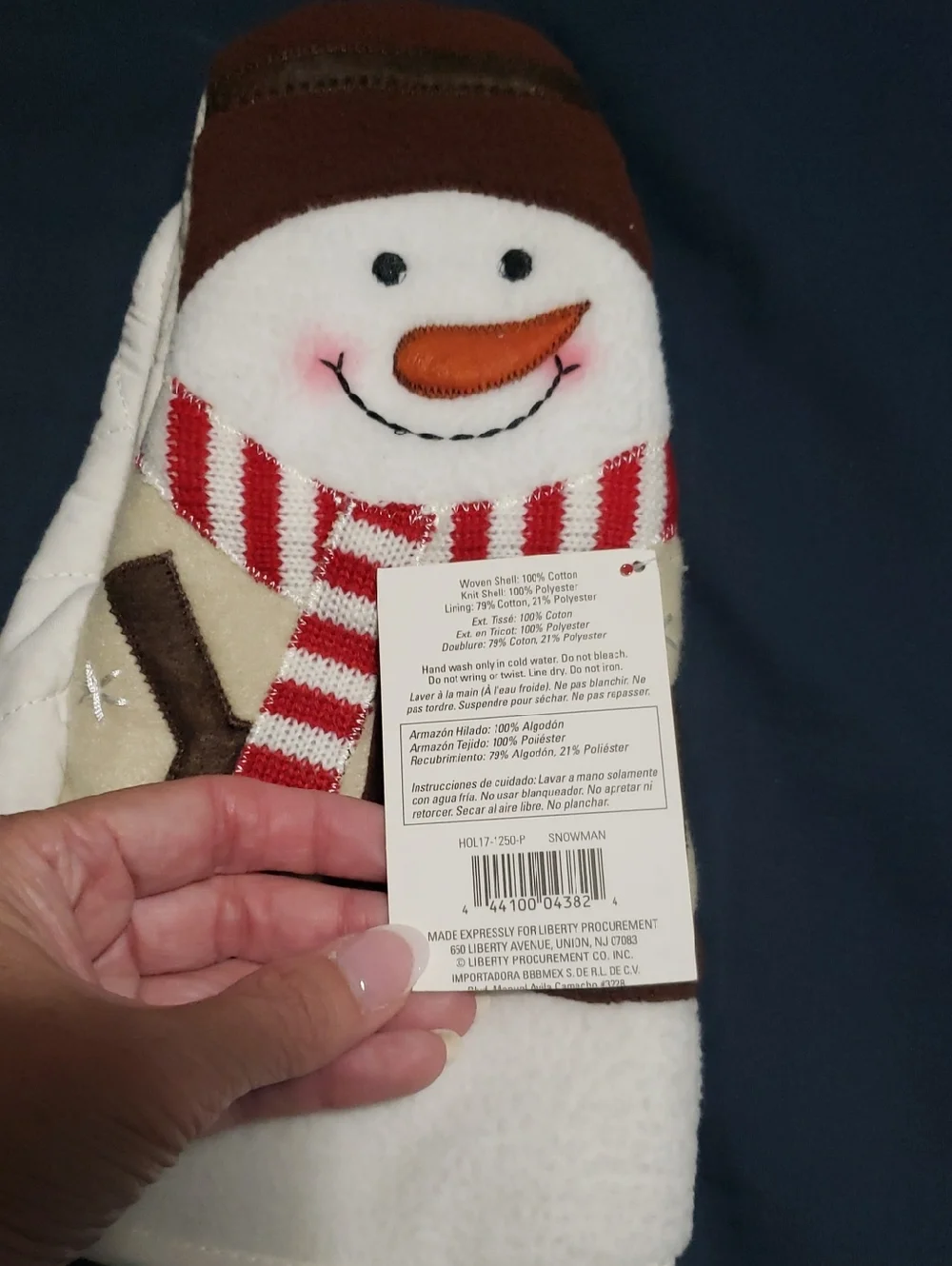NWT-Snowman Holiday Oven Mitt - White, Brown, Red